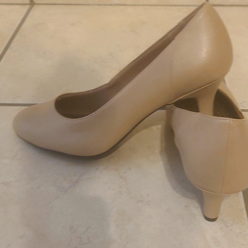 Women shoes